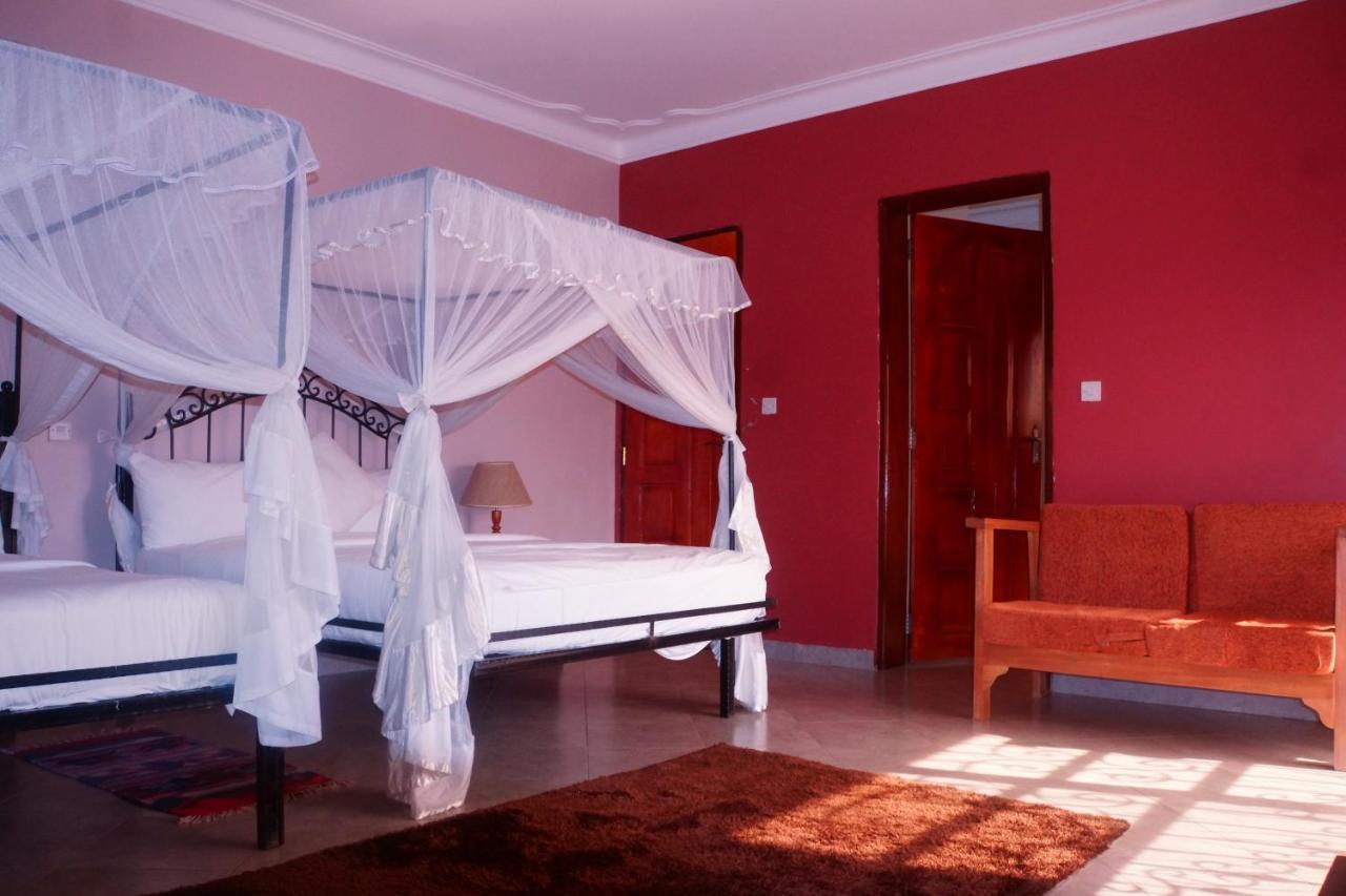Fort Portal Silver Oaks Hotel Boma מראה חיצוני תמונה