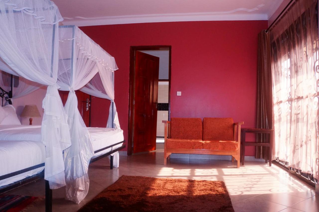 Fort Portal Silver Oaks Hotel Boma מראה חיצוני תמונה