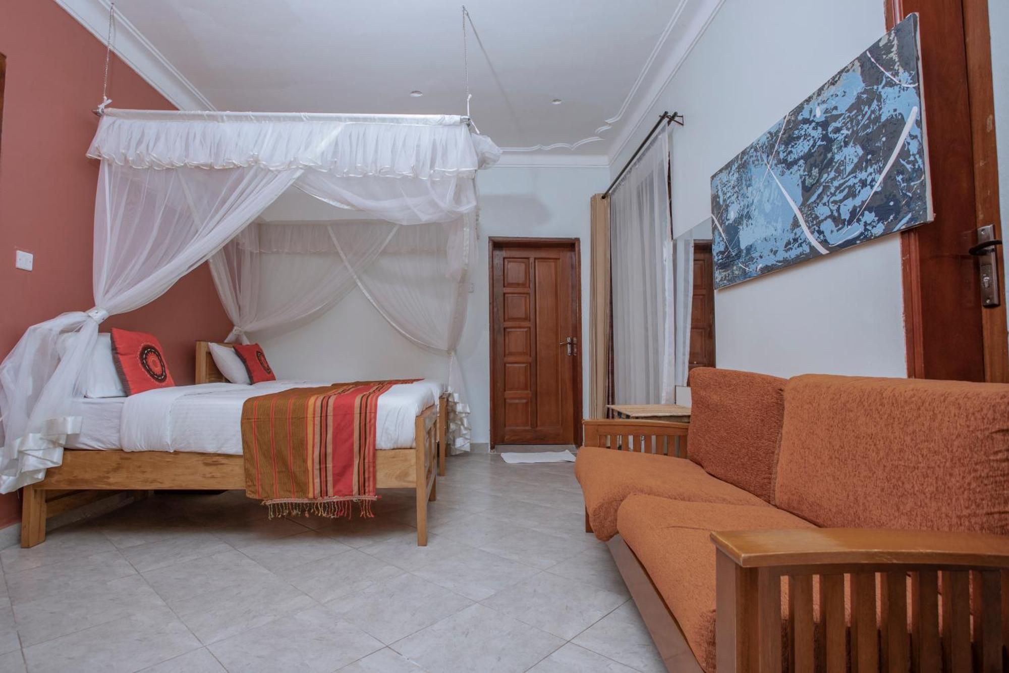 Fort Portal Silver Oaks Hotel Boma מראה חיצוני תמונה
